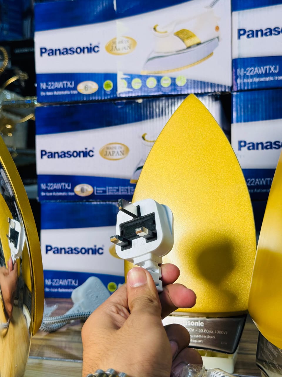 Japan Lot Imported Panasonic Orignal Dry Iron ( 5 ) year warranty